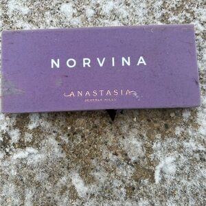Anastasia Beverly Hills Norvina Palette - Purple